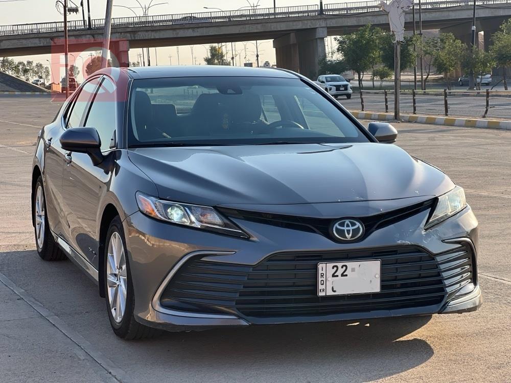 تۆیۆتا کامری